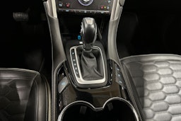 musta Ford Mondeo 2019 kuva 22.