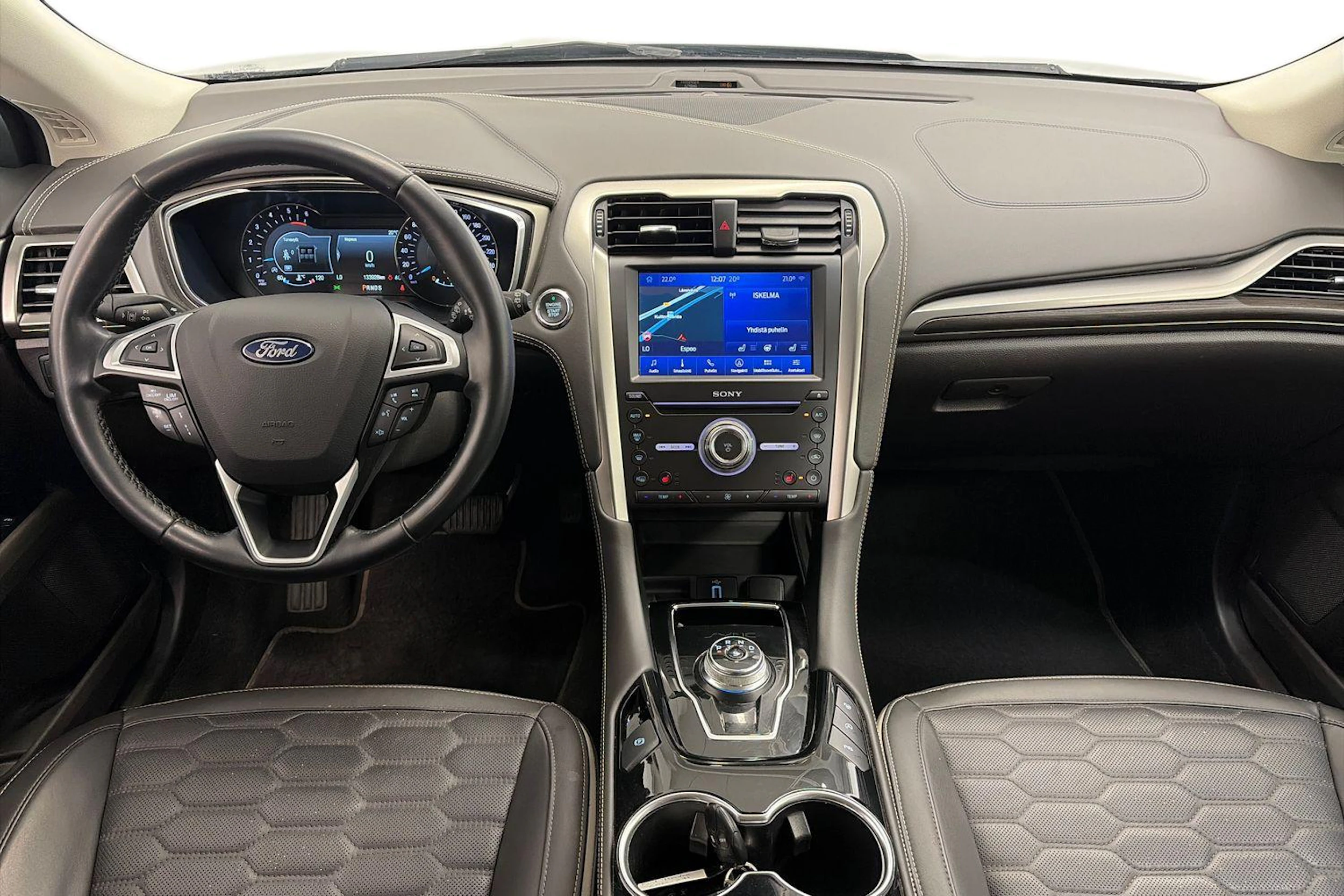sininen Ford Mondeo 2020 kuva 7.
