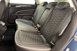 sininen Ford Mondeo 2020 kuva 8.