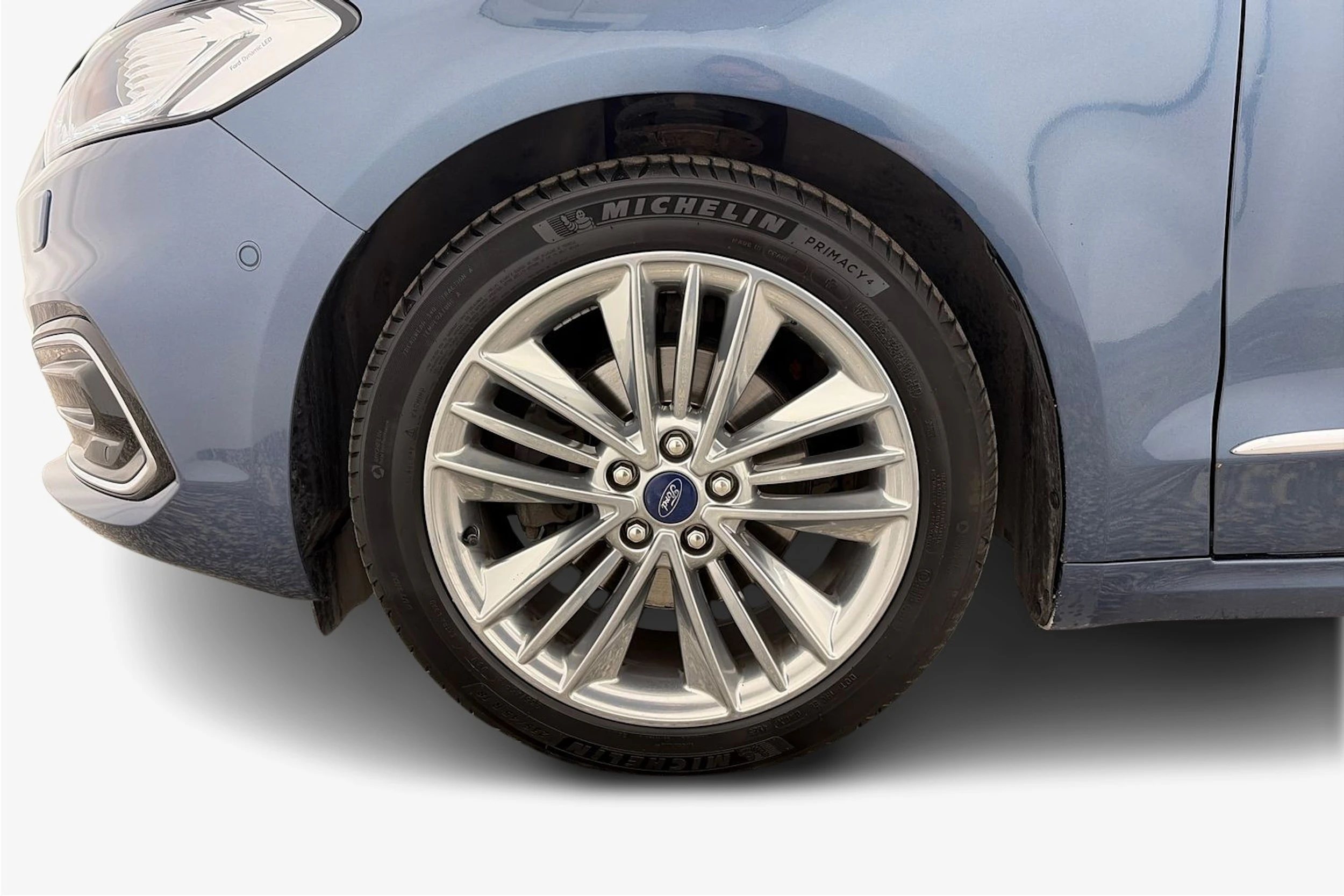 sininen Ford Mondeo 2020 kuva 9.