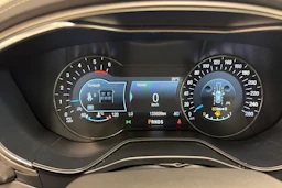 sininen Ford Mondeo 2020 kuva 16.