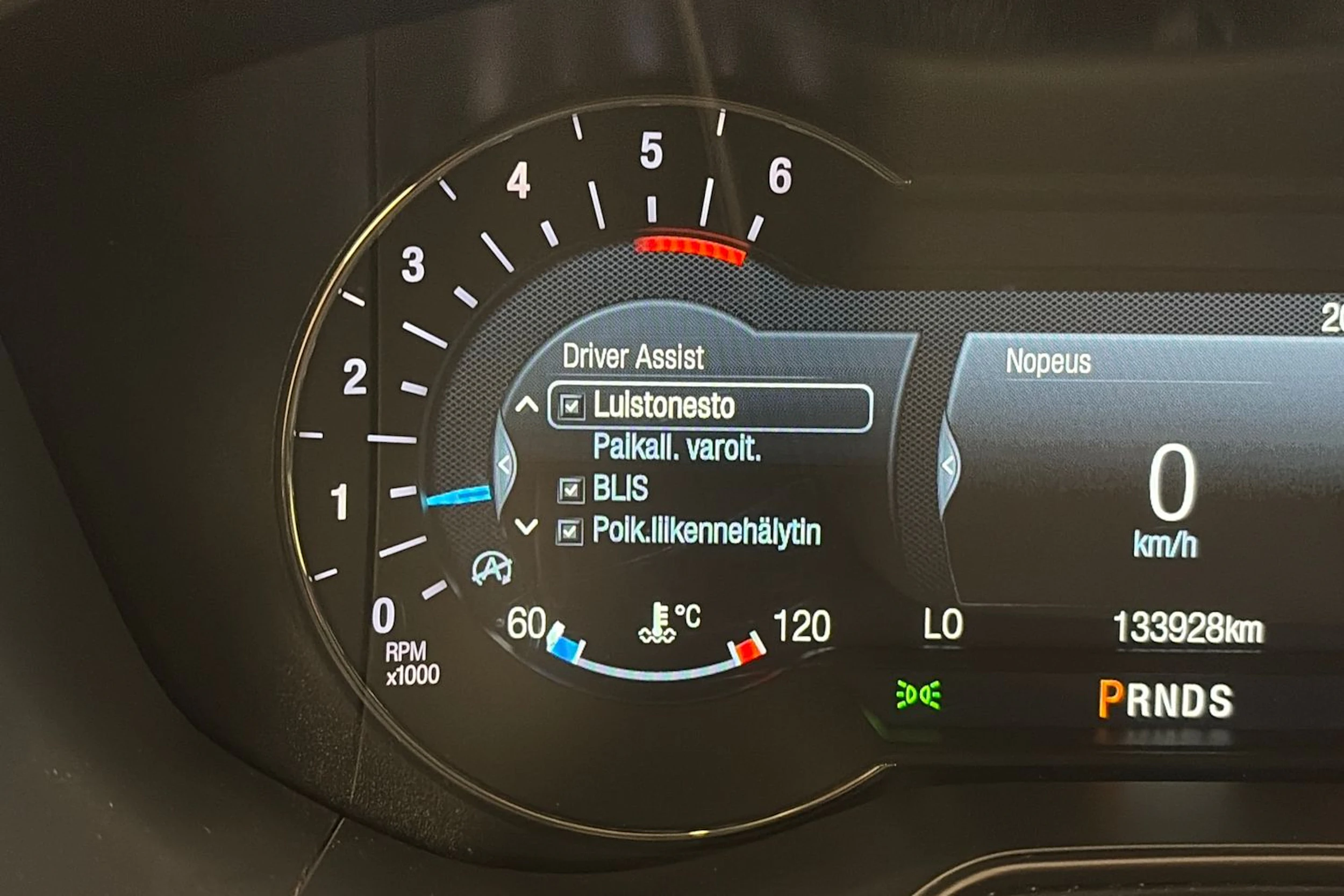 sininen Ford Mondeo 2020 kuva 21.