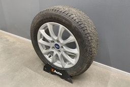 punainen Ford Mondeo 2020 kuva 13.
