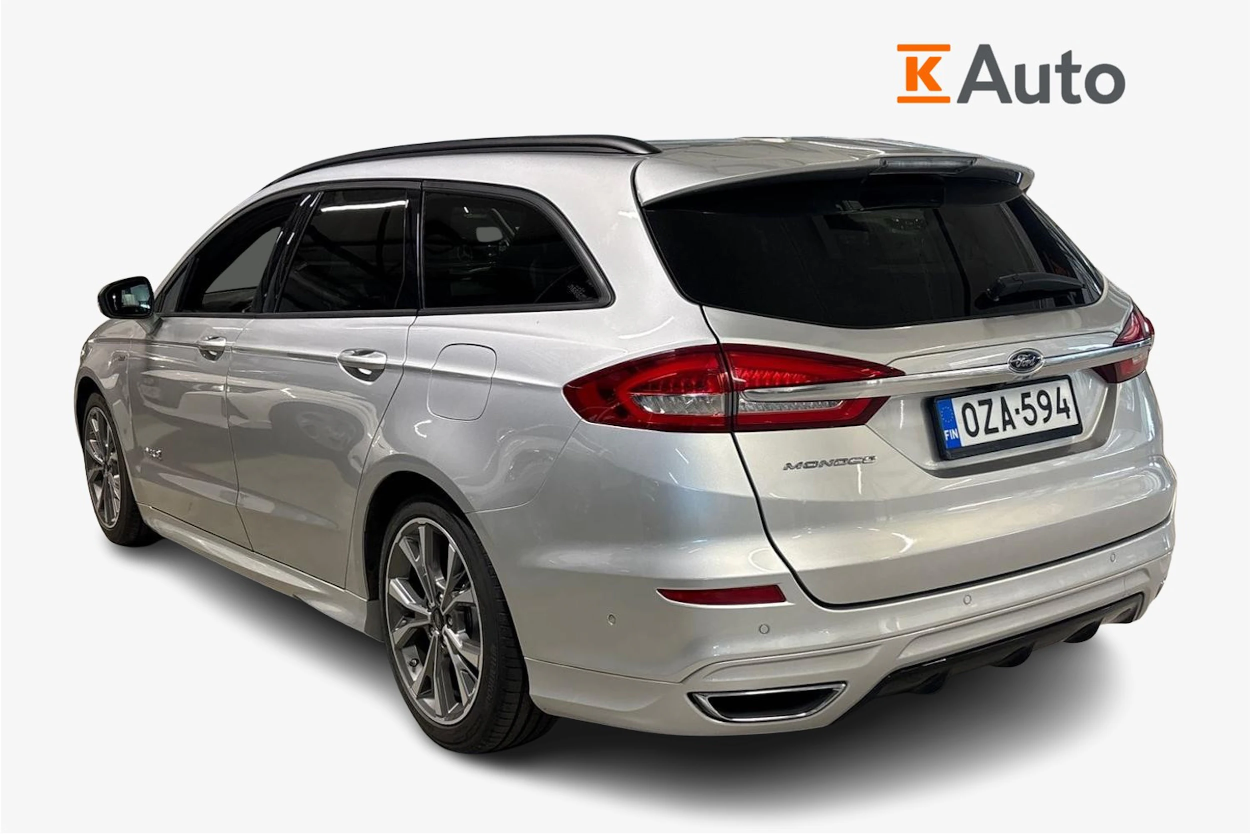 harmaa Ford Mondeo 2020 kuva 2.