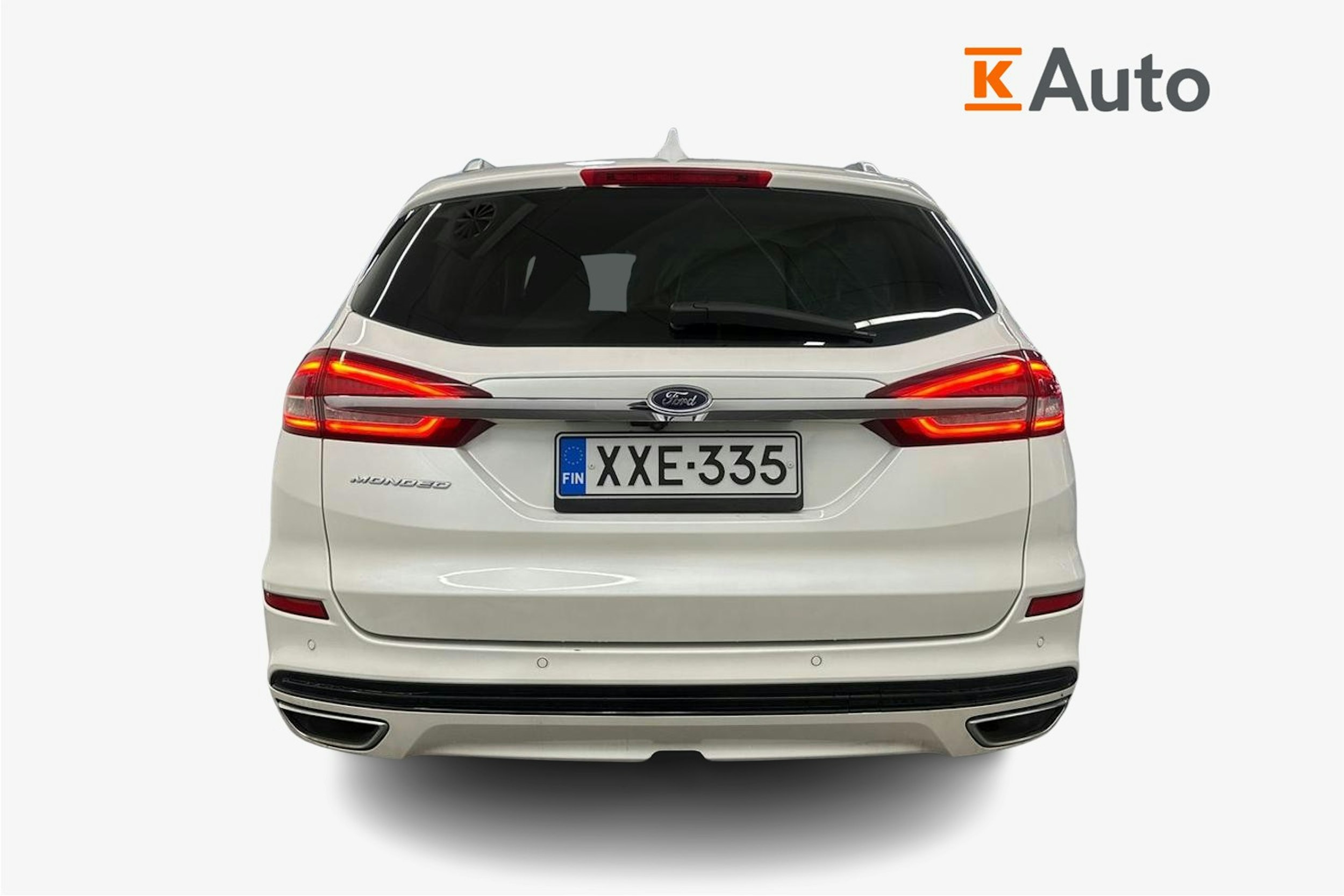 valkoinen Ford Mondeo 2020 kuva 3.