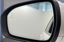 valkoinen Ford Mondeo 2020 kuva 20.