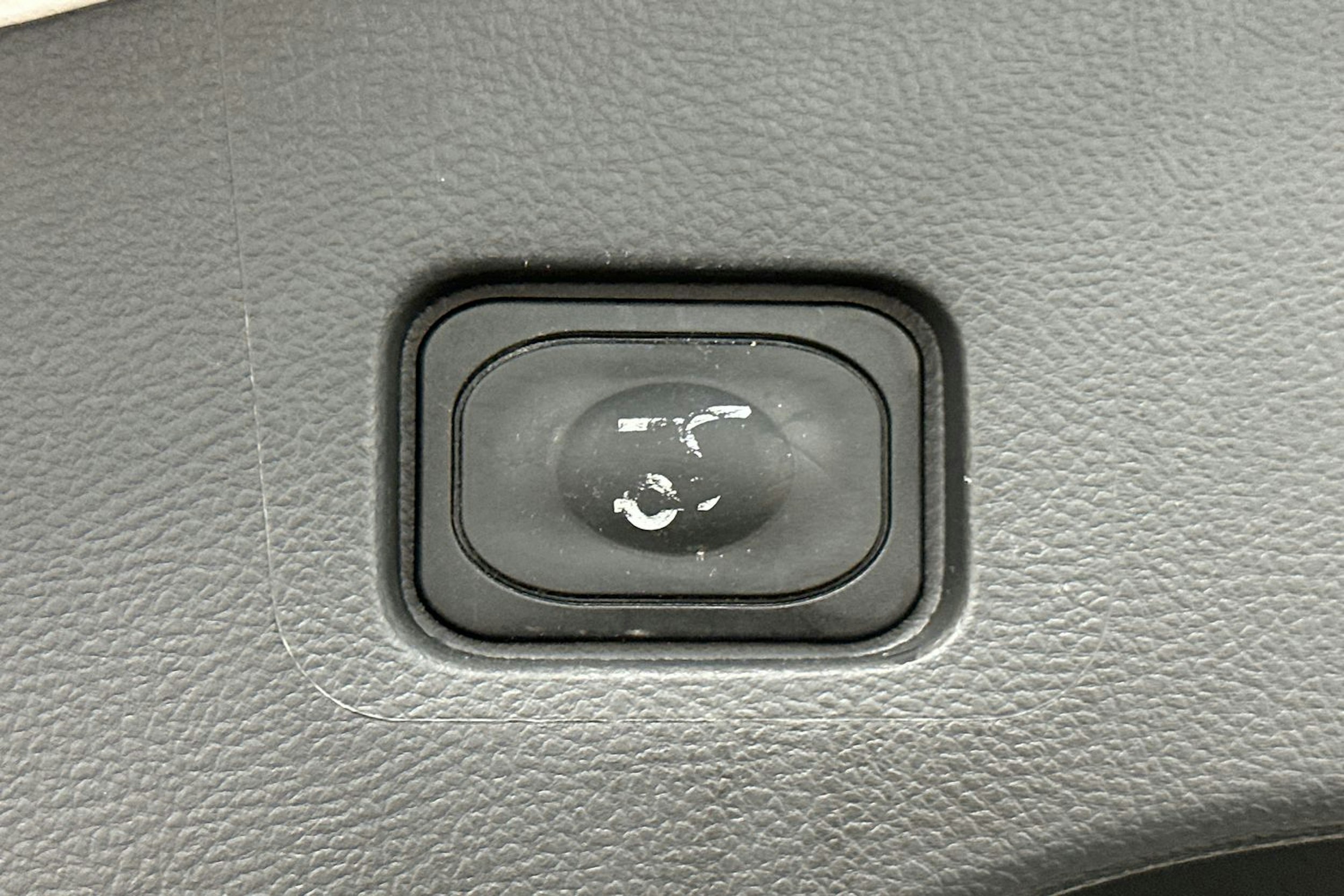 valkoinen Ford Mondeo 2020 kuva 27.