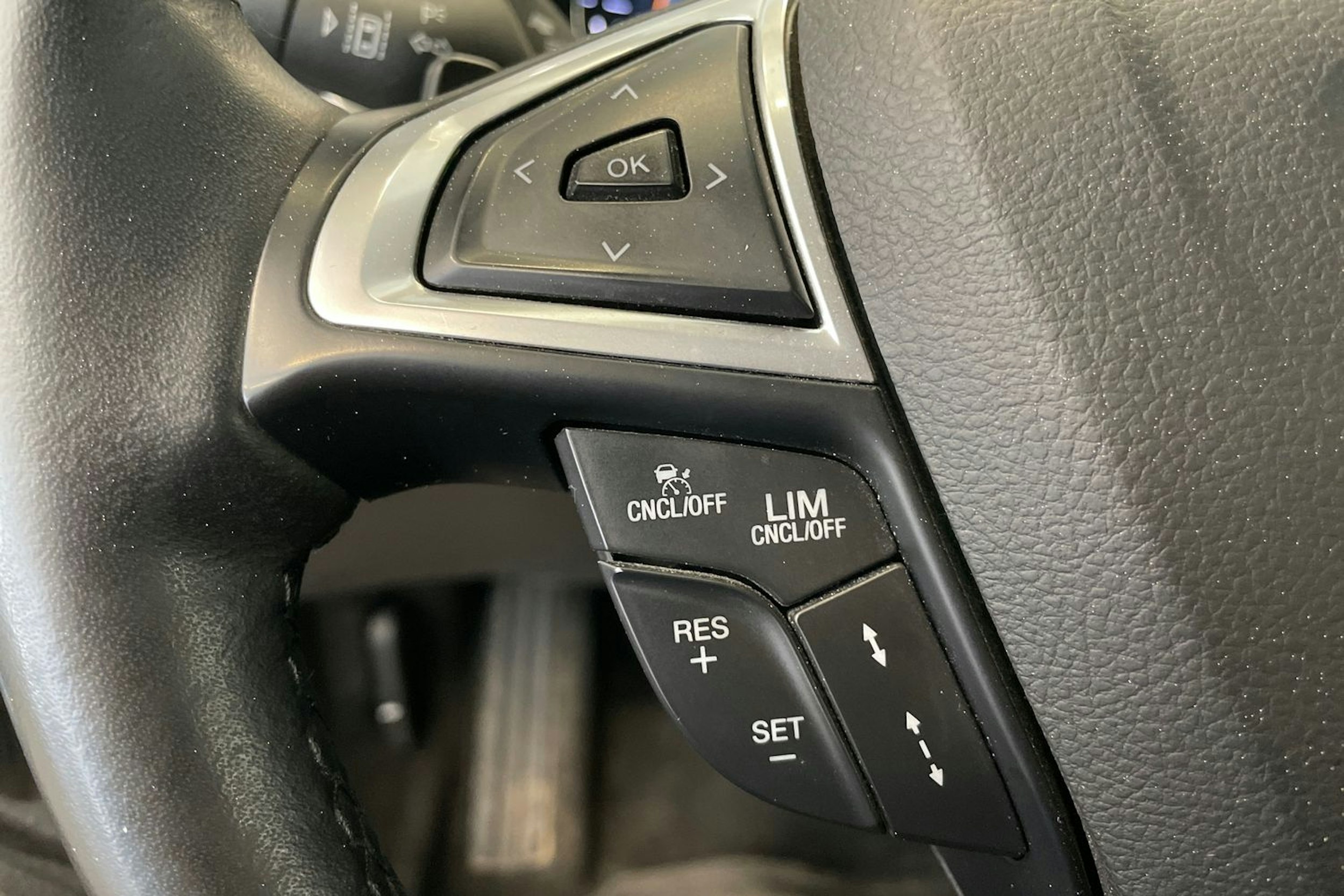 Harmaa Ford MONDEO 2021 kuva 15.
