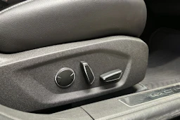 Musta Ford MONDEO 2021 kuva 12.