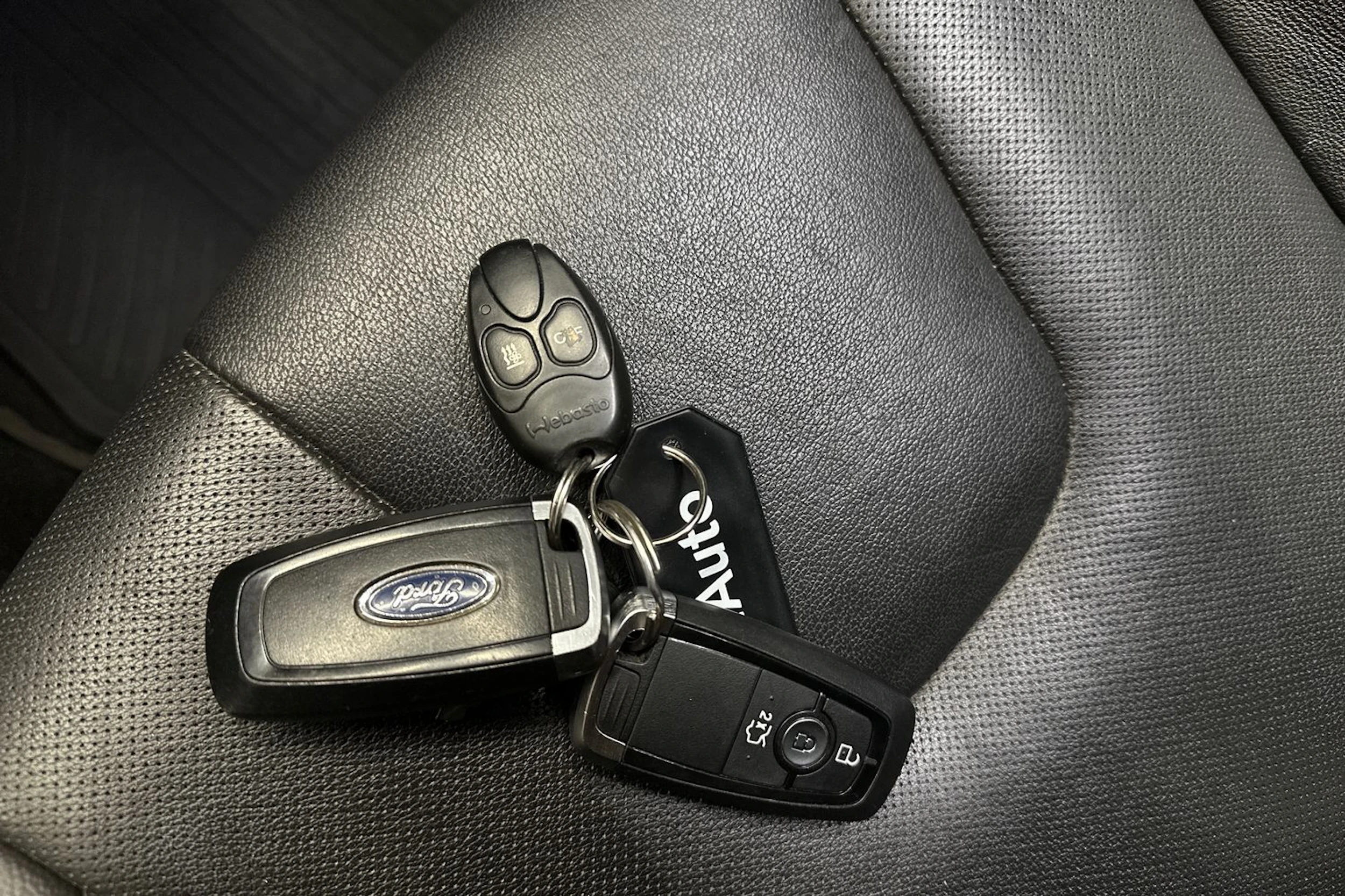 Musta Ford MONDEO 2021 kuva 21.