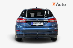 sininen Ford Mondeo 2021 kuva 4.