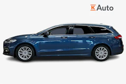 sininen Ford Mondeo 2021 kuva 7.