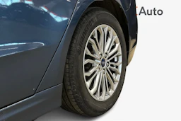 sininen Ford Mondeo 2021 kuva 12.