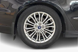 Musta Ford MONDEO 2021 kuva 9.