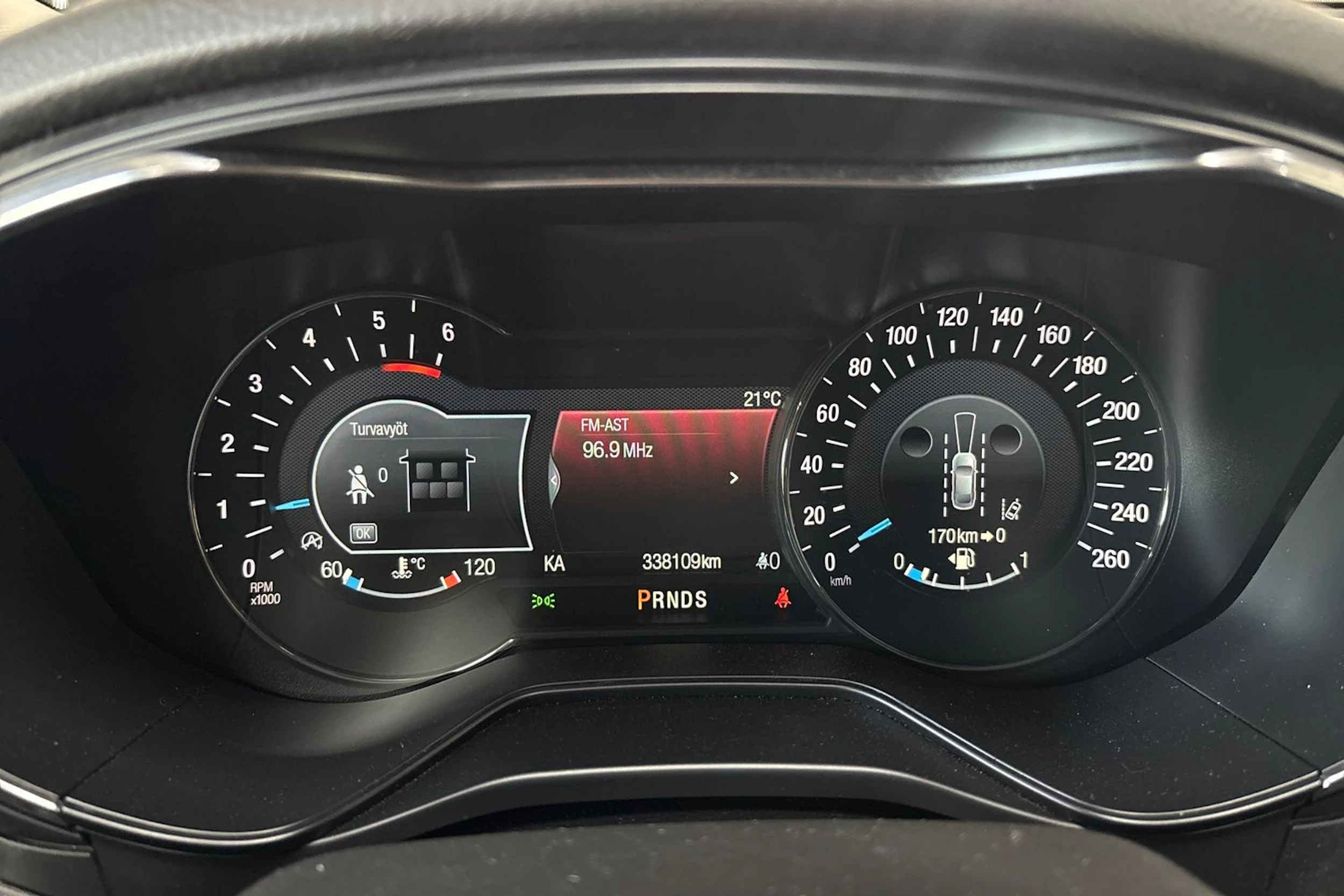 Musta Ford MONDEO 2021 kuva 12.