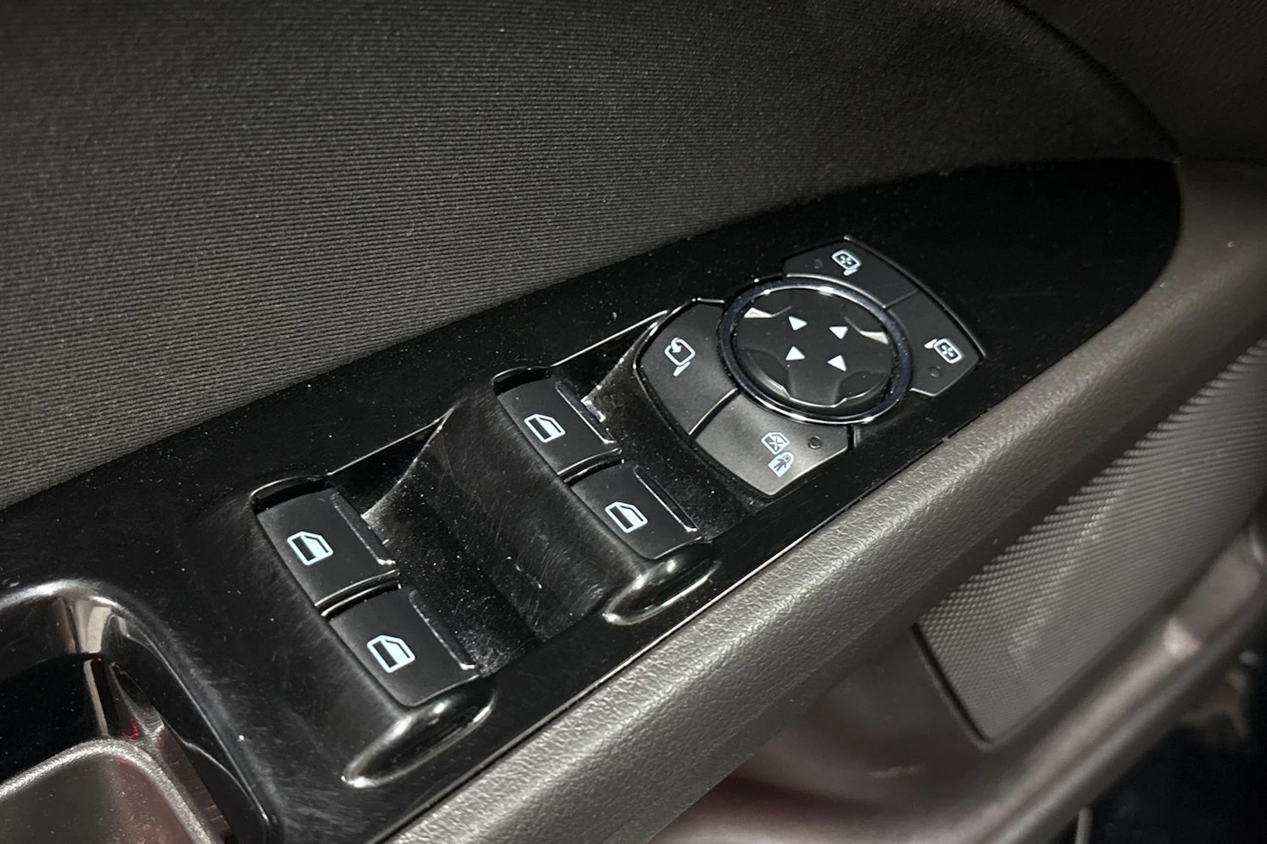 Musta Ford MONDEO 2021 kuva 19.