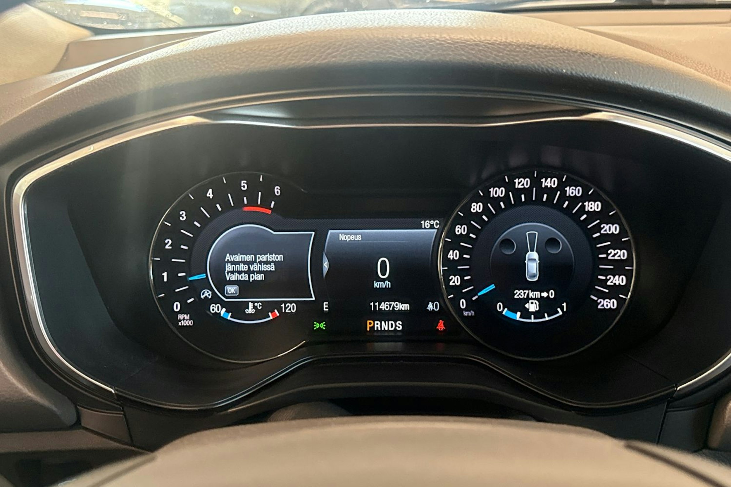 valkoinen Ford Mondeo 2021 kuva 14.