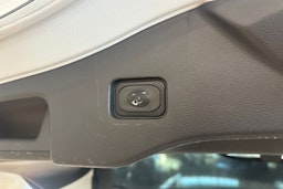 valkoinen Ford Mondeo 2021 kuva 22.