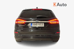 musta Ford Mondeo 2022 kuva 4.