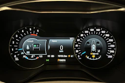musta Ford Mondeo 2022 kuva 23.