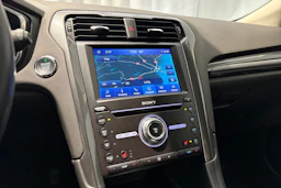 musta Ford Mondeo 2022 kuva 28.