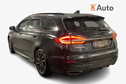 musta Ford Mondeo 2022 kuva 2.