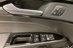 musta Ford Mondeo 2022 kuva 16.