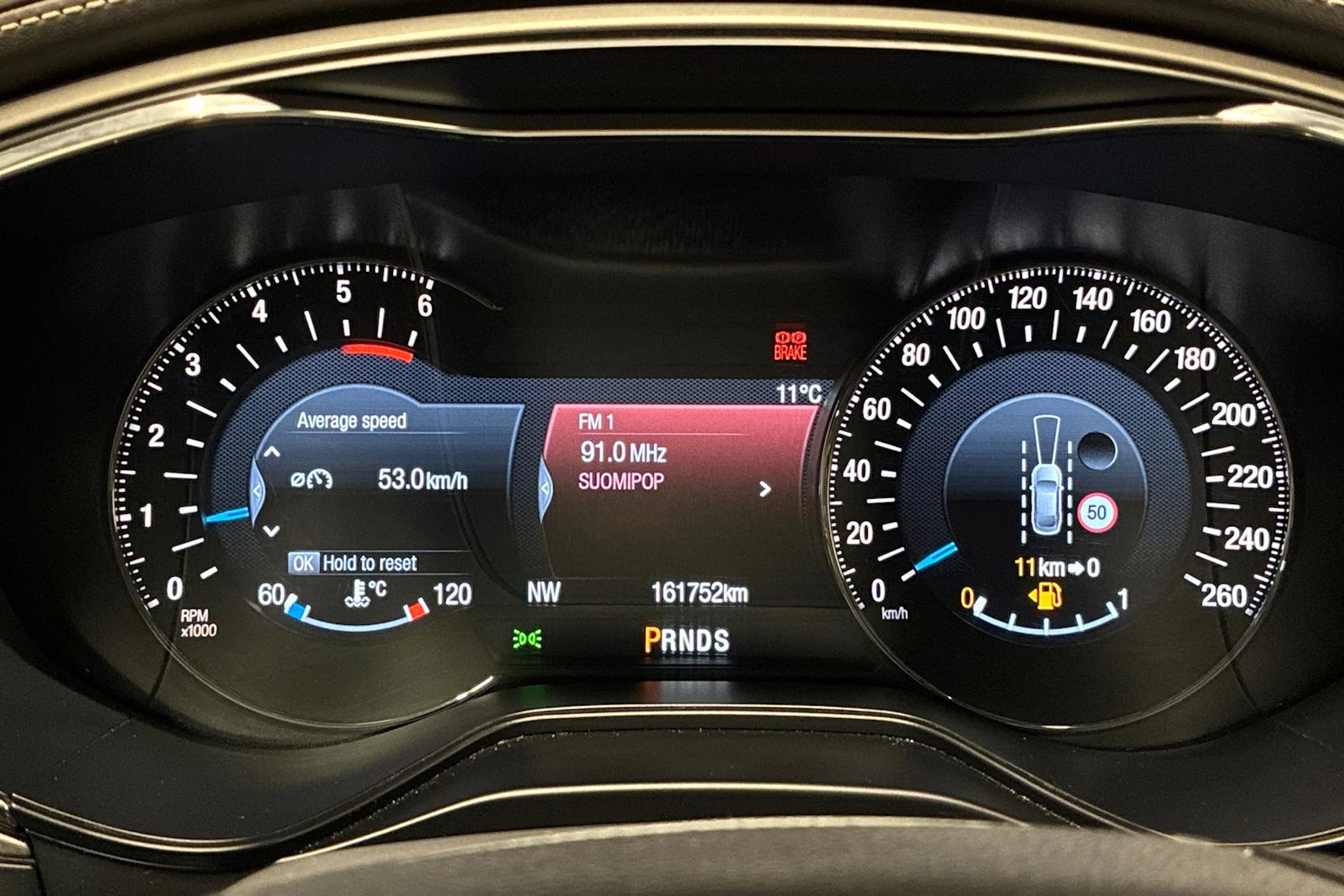 harmaa Ford Mondeo 2017 kuva 13.