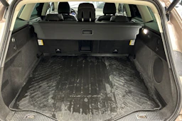 harmaa Ford Mondeo 2017 kuva 24.