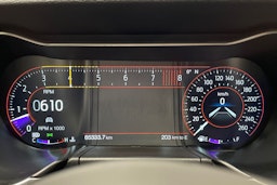 Punainen Ford MUSTANG 2018 kuva 15.