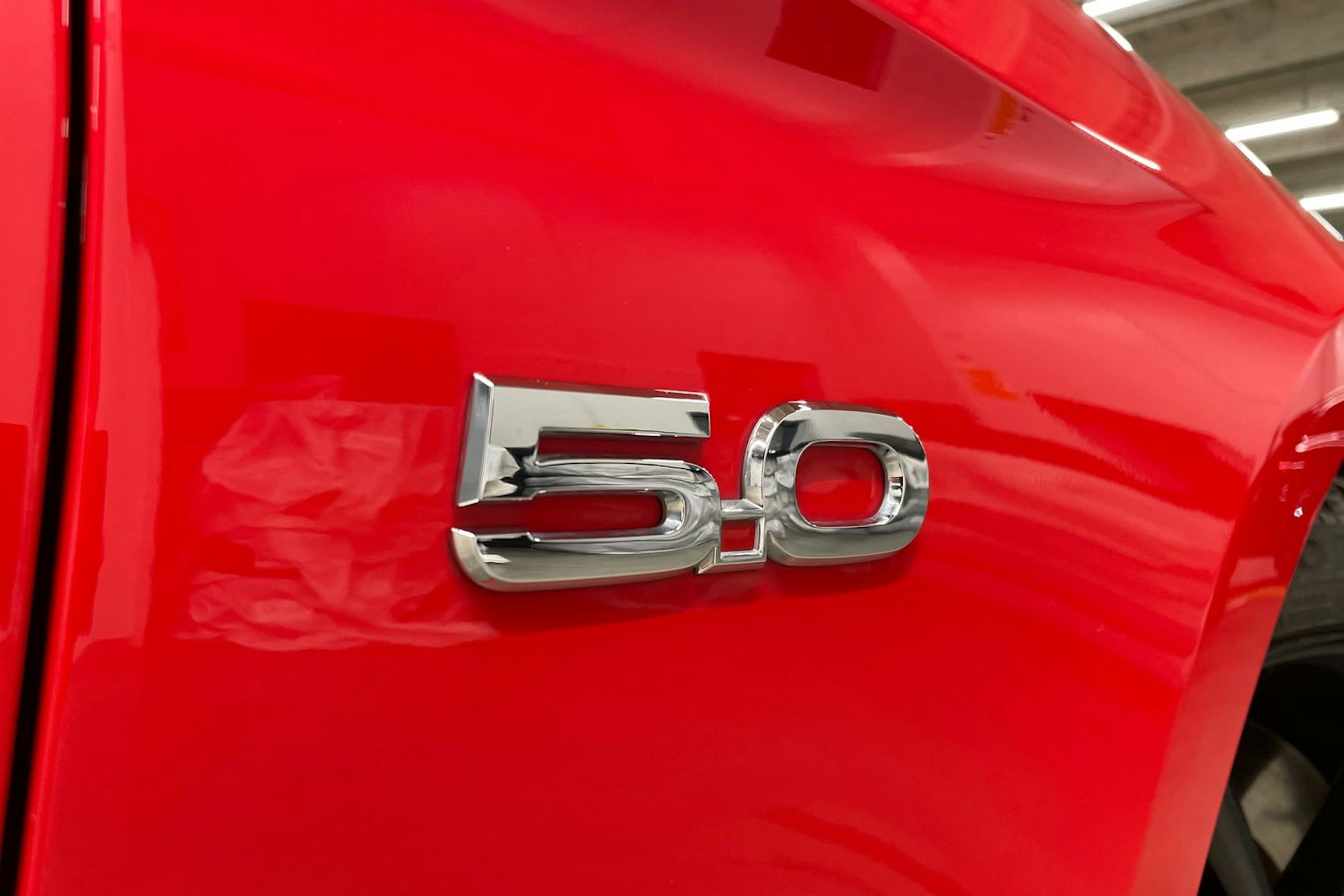 Punainen Ford MUSTANG 2018 kuva 29.