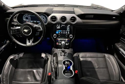 met. sininen Ford Mustang 2018 kuva 7.
