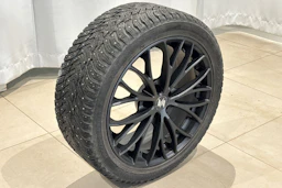 met. sininen Ford Mustang 2018 kuva 11.
