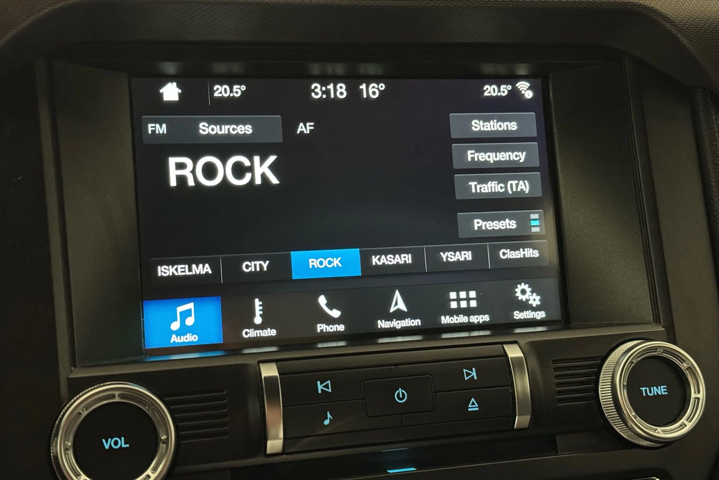 met. sininen Ford Mustang 2018 kuva 18.