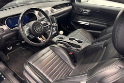 met. vihreä Ford Mustang 2020 kuva 6.