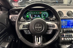 met. vihreä Ford Mustang 2020 kuva 11.