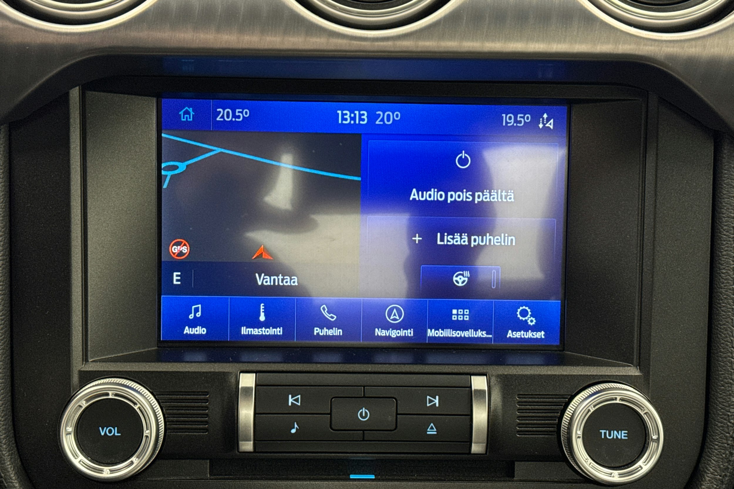 met. vihreä Ford Mustang 2020 kuva 16.