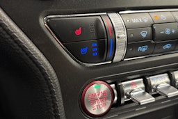 met. vihreä Ford Mustang 2020 kuva 17.