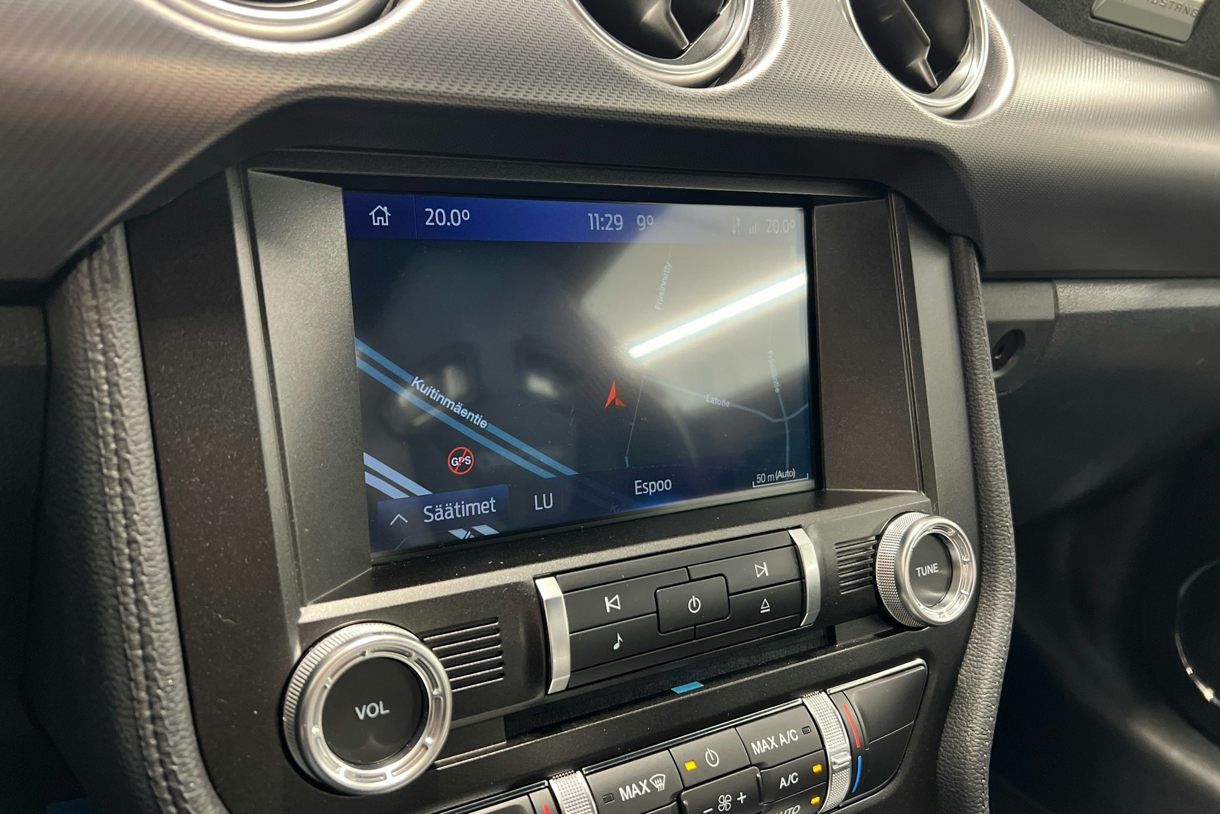 Sininen Ford Mustang 2021 kuva 17.