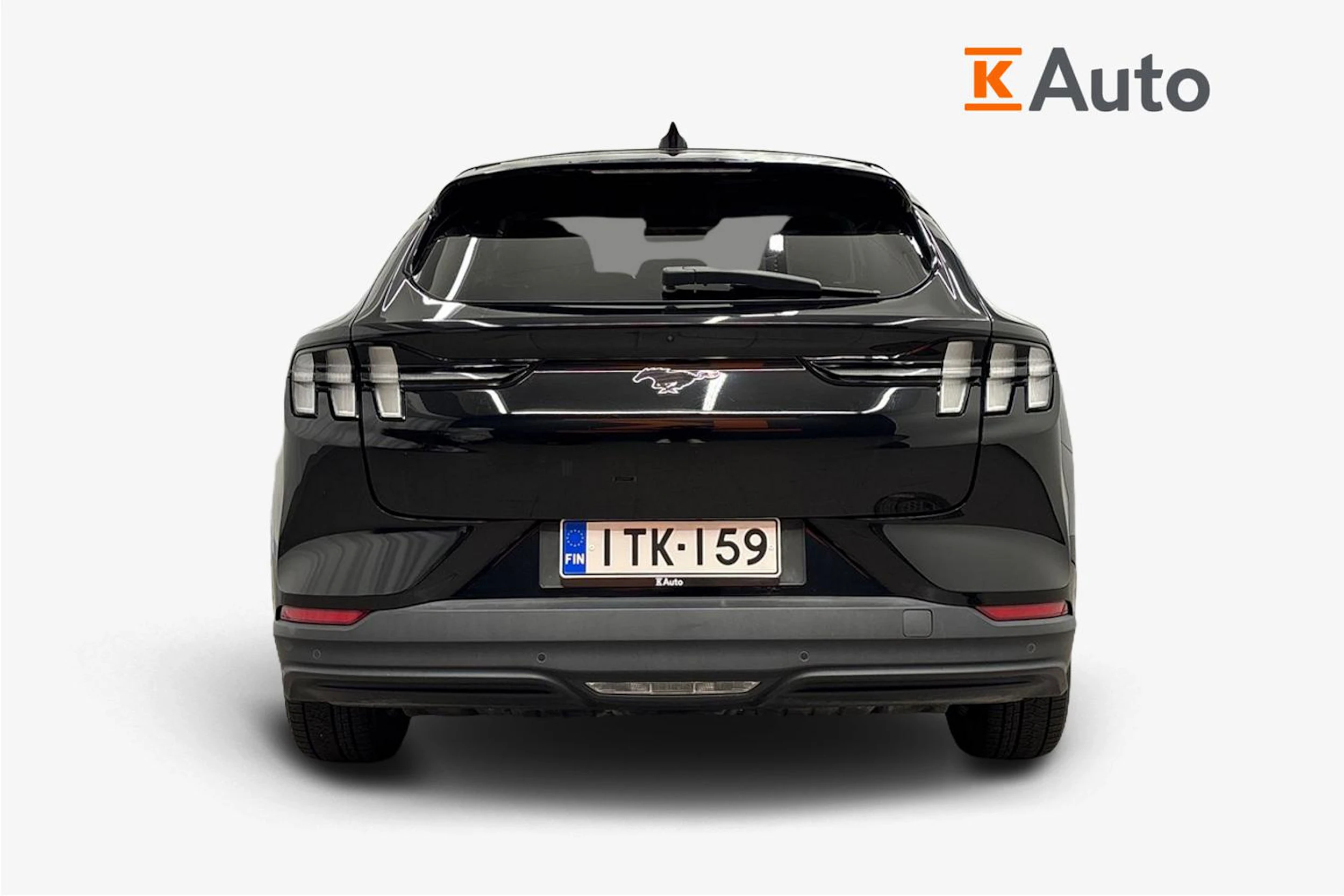 musta Ford Mustang Mach-E 2021 kuva 3.