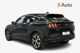 musta Ford Mustang Mach-E 2021 kuva 2.