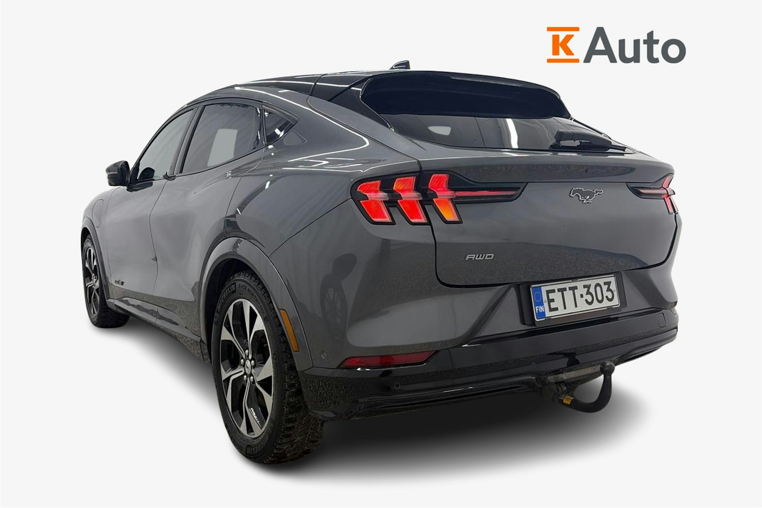 harmaa Ford Mustang Mach-E 2021 kuva 2.