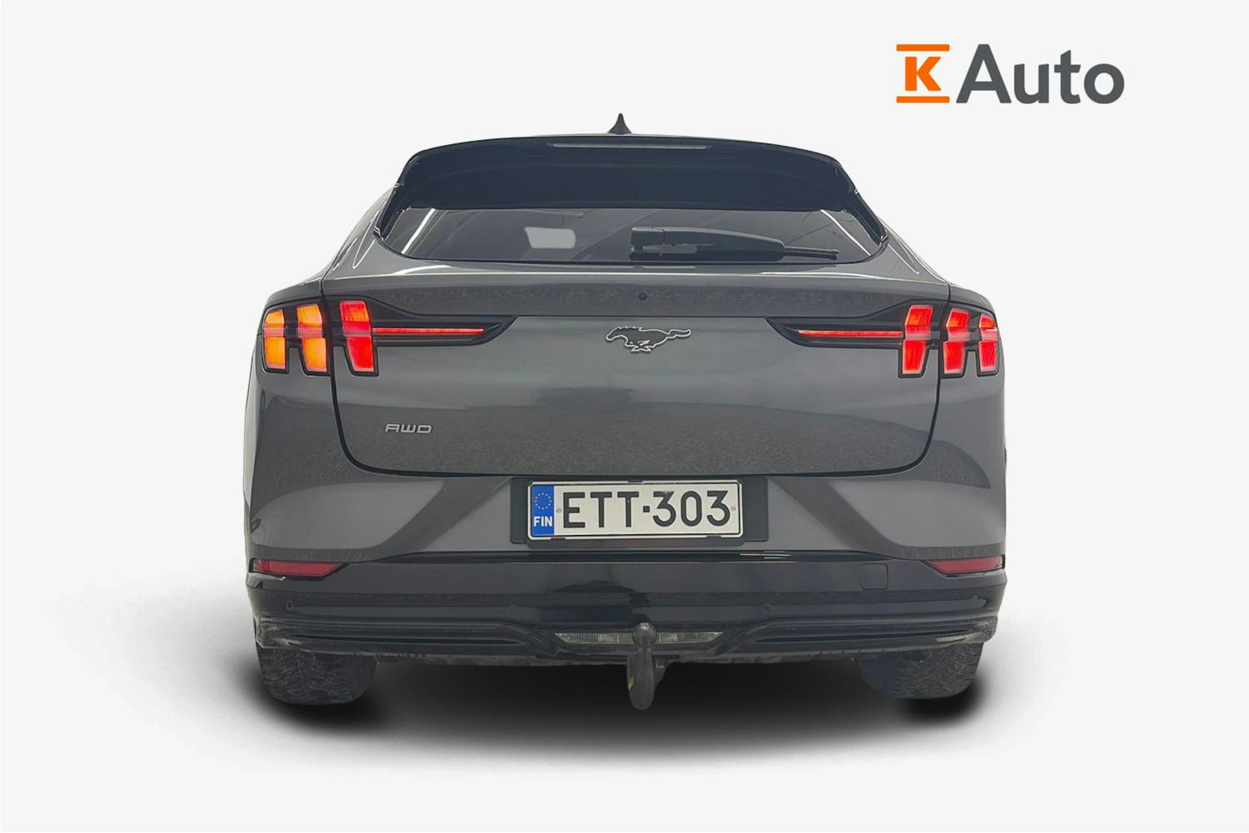 harmaa Ford Mustang Mach-E 2021 kuva 3.