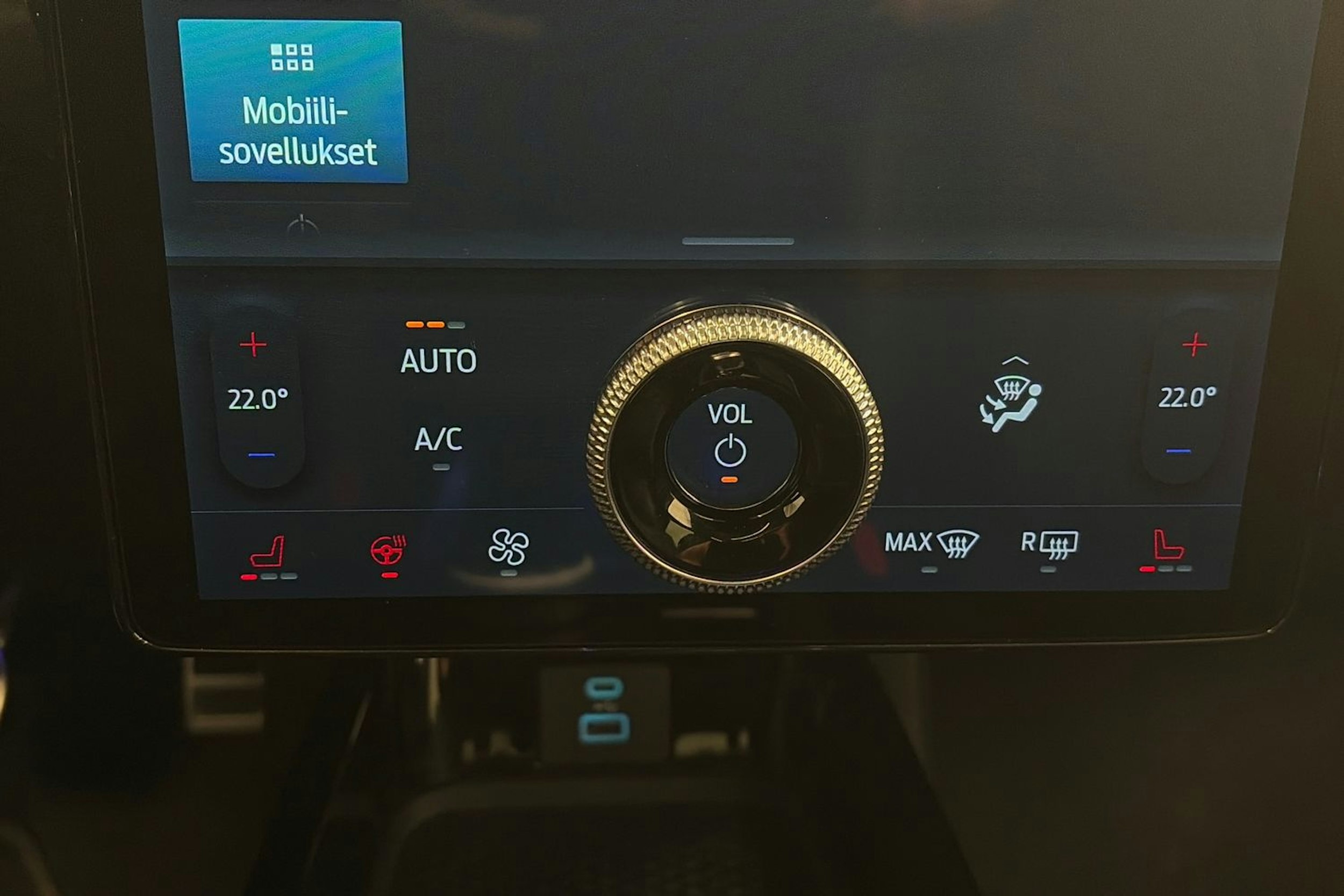 harmaa Ford Mustang Mach-E 2021 kuva 30.