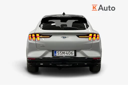 valkoinen Ford Mustang Mach-E 2021 kuva 4.