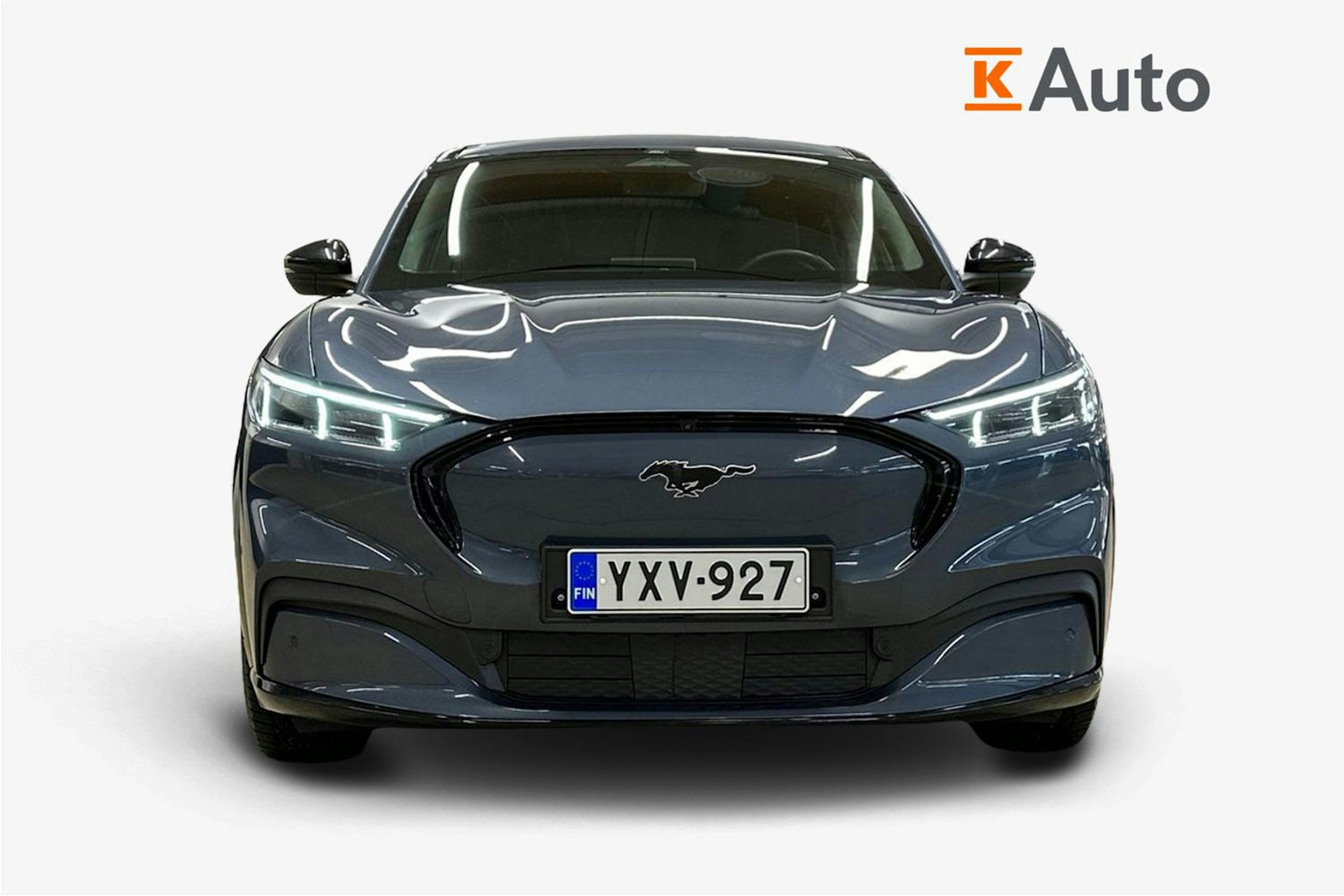 sininen Ford Mustang Mach-E 2021 kuva 5.