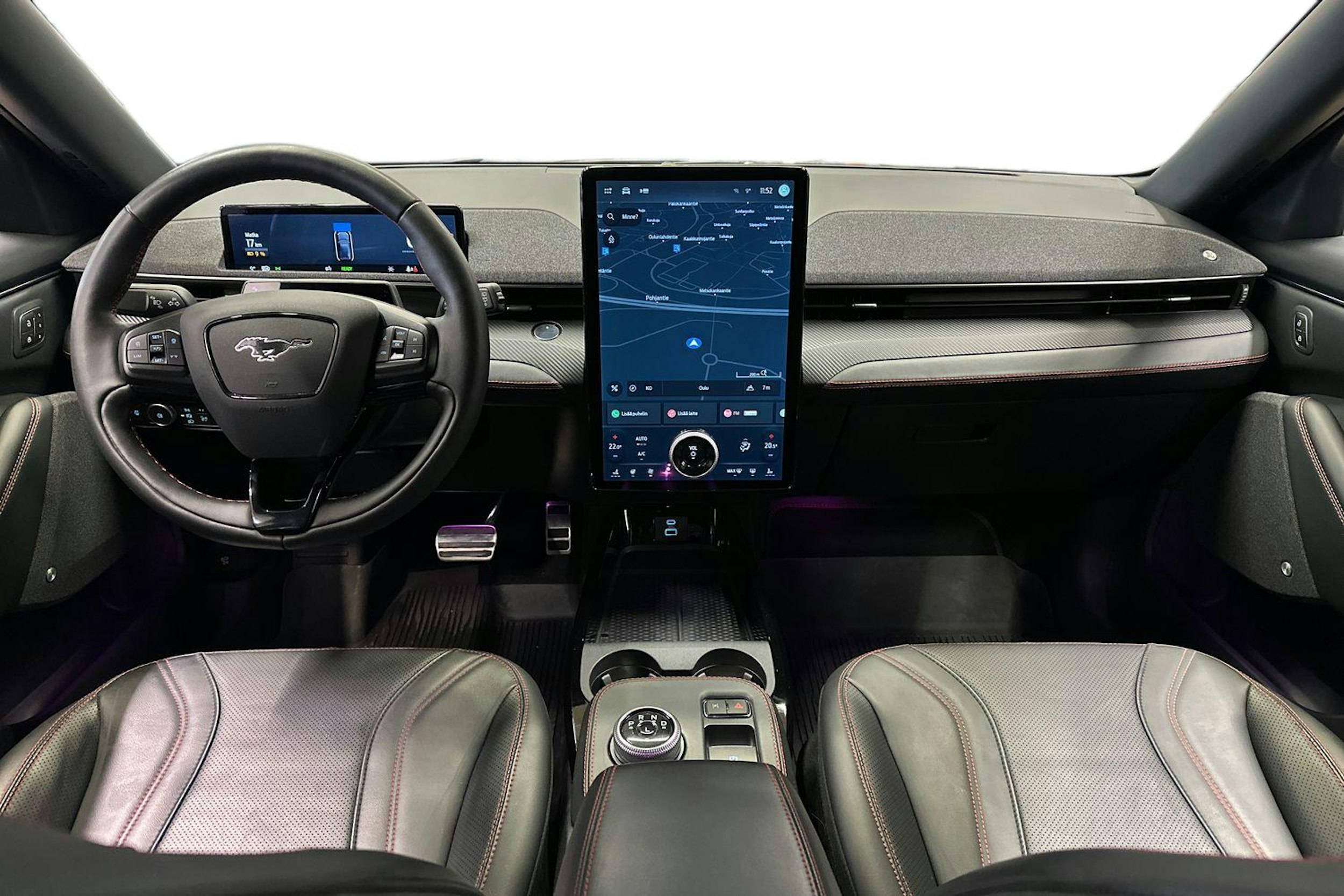 sininen Ford Mustang Mach-E 2021 kuva 9.