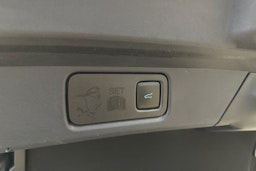 sininen Ford Mustang Mach-E 2021 kuva 33.