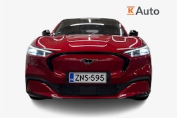 punainen Ford Mustang Mach-E 2021 kuva 5.