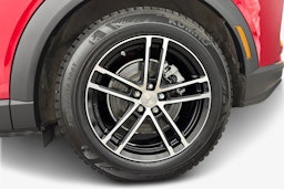 punainen Ford Mustang Mach-E 2022 kuva 11.